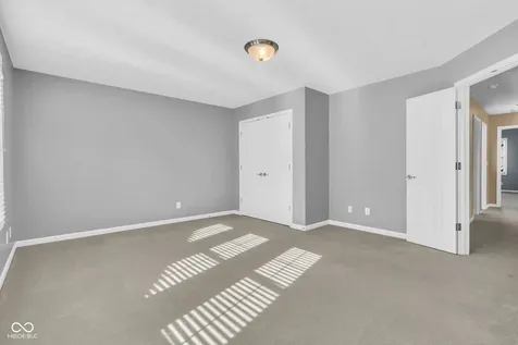 1394 Longleaf Street Avon IN 46123