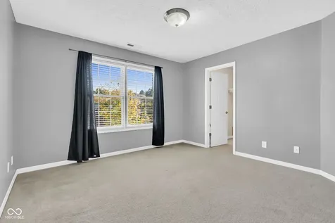 1394 Longleaf Street Avon IN 46123