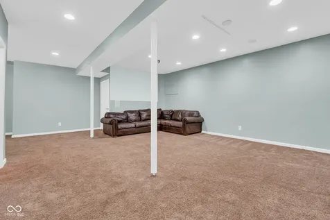 1394 Longleaf Street Avon IN 46123