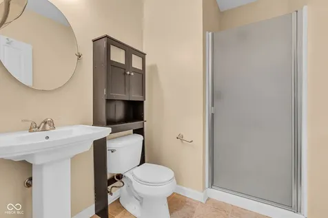 1394 Longleaf Street Avon IN 46123