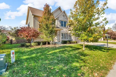 1394 Longleaf Street Avon IN 46123