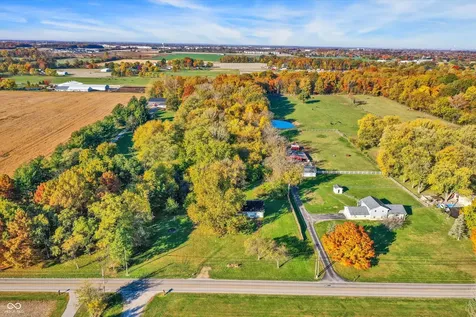 1548 N Franklin Road Greenwood IN 46143