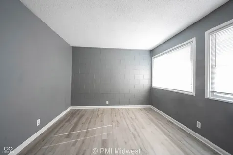 6054 E 16th Street Indianapolis IN 46219