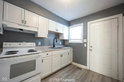 6054 E 16th Street Indianapolis IN 46219