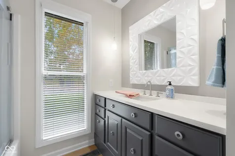 1141 Pintail Court Columbus IN 47201