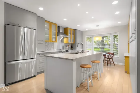 1141 Pintail Court Columbus IN 47201