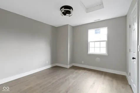 33 N Gray Street Indianapolis IN 46201