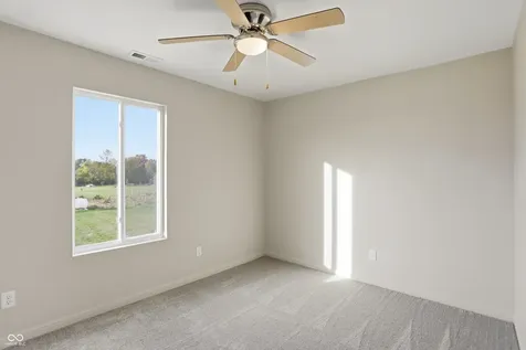 731 W 600 N Whiteland IN 46184