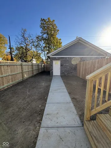 227 N Hamilton Avenue Indianapolis IN 46201
