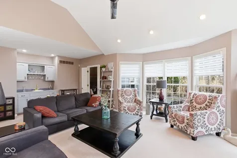 12629 Old Stone Drive Indianapolis IN 46236