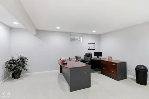 12629 Old Stone Drive Indianapolis IN 46236