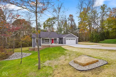 175 Pine Valley Court Nashville IN 47448