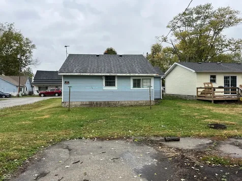 259 N Pine Street Morgantown IN 46160