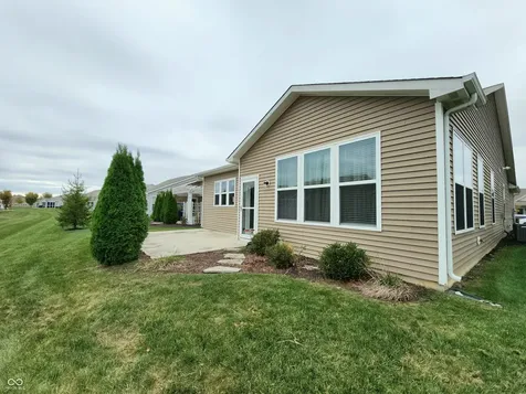 4880 Dahlia Drive Plainfield IN 46168
