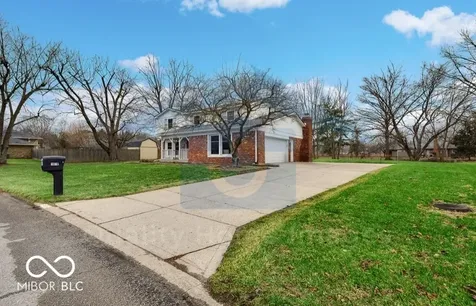 1616 Secretariat Lane Indianapolis IN 46217