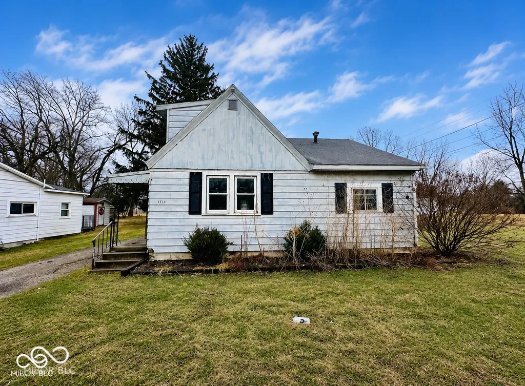 2520 S Andrews Road Yorktown IN 47396
