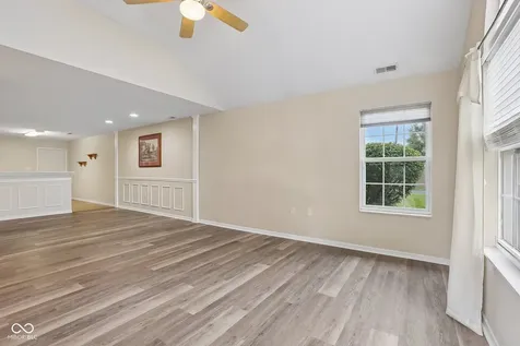 7347 Chapel Villas Lane Indianapolis IN 46214