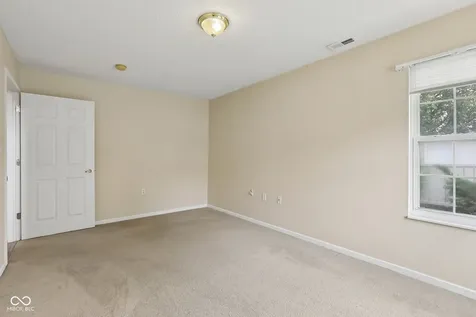 7347 Chapel Villas Lane Indianapolis IN 46214