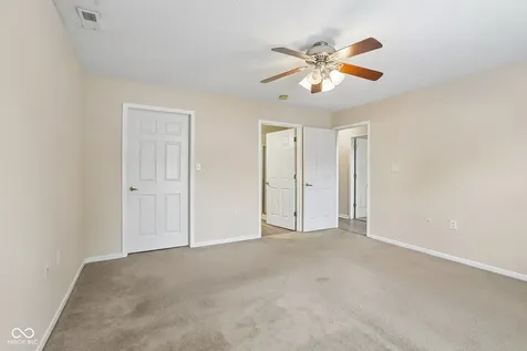 7347 Chapel Villas Lane Indianapolis IN 46214