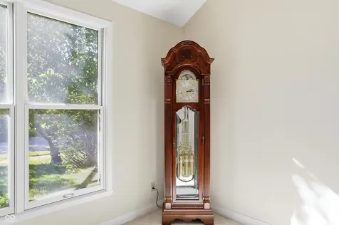 8942 Pine Tree Boulevard Indianapolis IN 46256