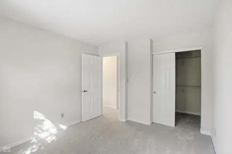 8942 Pine Tree Boulevard Indianapolis IN 46256