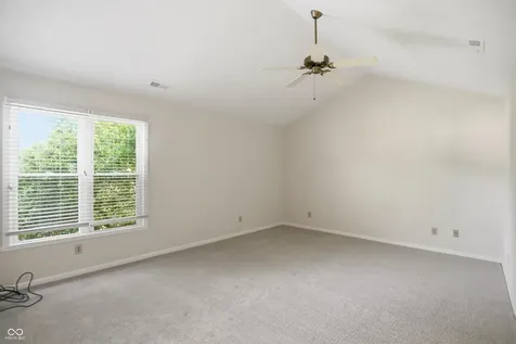 8942 Pine Tree Boulevard Indianapolis IN 46256