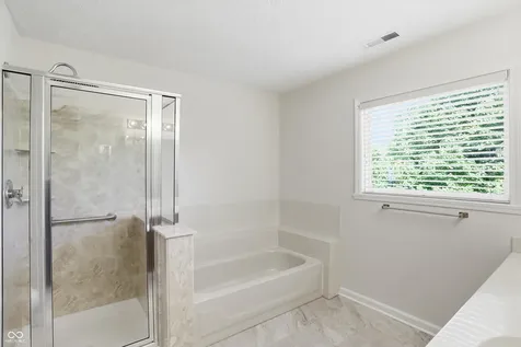 8942 Pine Tree Boulevard Indianapolis IN 46256