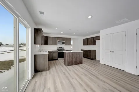 3926 Quinn Road Indianapolis IN 46239