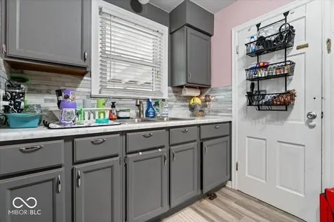 4544 N Longworth Avenue Indianapolis IN 46226