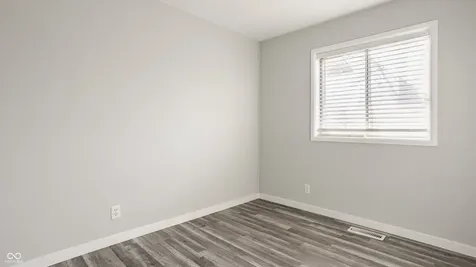 7438 E 52nd Street Indianapolis IN 46226