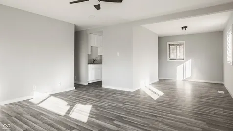 7438 E 52nd Street Indianapolis IN 46226