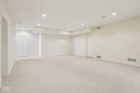 2047 Caledonian Court Greenwood IN 46143