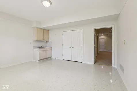 2047 Caledonian Court Greenwood IN 46143