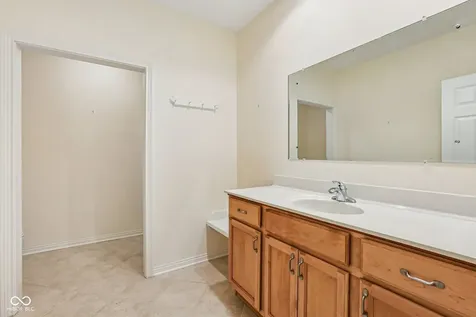 2047 Caledonian Court Greenwood IN 46143