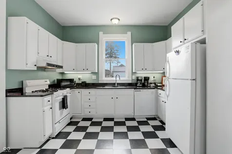 227 E Jefferson Street Franklin IN 46131
