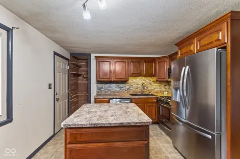 10042 N David Lane Mooresville IN 46158