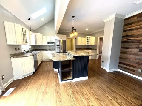2428 Whispering Way Indianapolis IN 46239