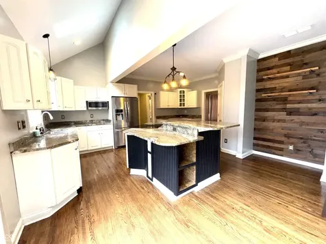 2428 Whispering Way Indianapolis IN 46239