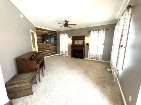 2428 Whispering Way Indianapolis IN 46239
