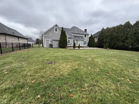 2428 Whispering Way Indianapolis IN 46239