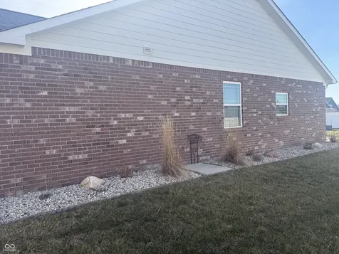 1315 Bontrager Lane Shelbyville IN 46176