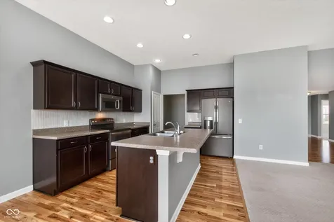 5715 Sly Fox Lane Indianapolis IN 46237