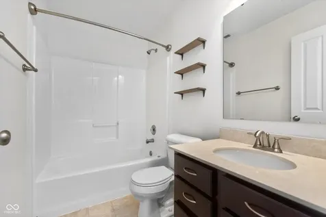 5715 Sly Fox Lane Indianapolis IN 46237