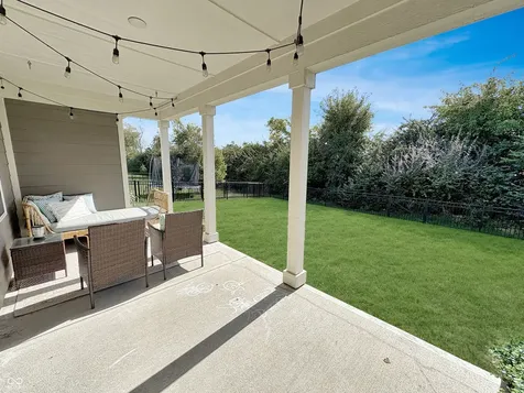 5715 Sly Fox Lane Indianapolis IN 46237