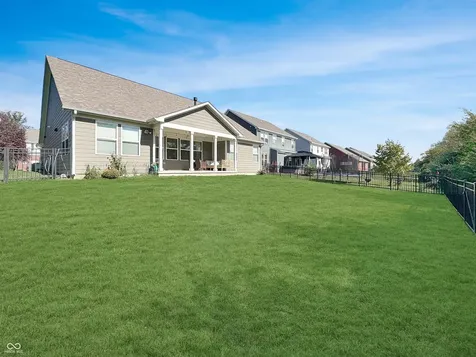 5715 Sly Fox Lane Indianapolis IN 46237