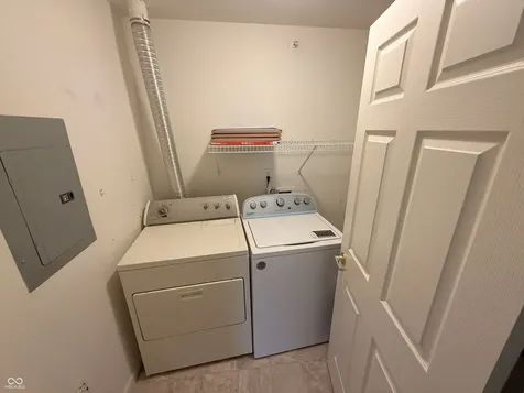 6525 Emerald Hill Court Indianapolis IN 46237