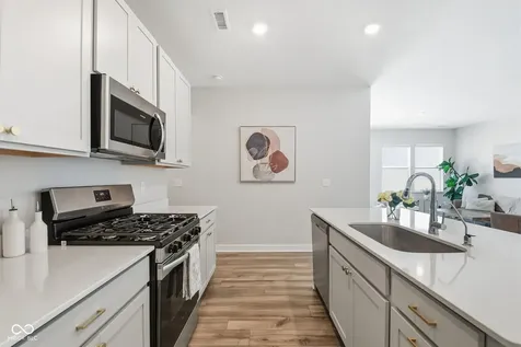 4362 Nokes Place Indianapolis IN 46235