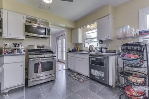 1924 W 65th Place Indianapolis IN 46260