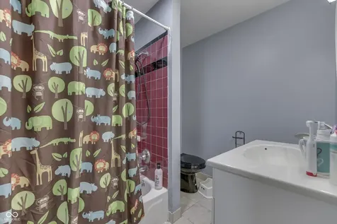 1924 W 65th Place Indianapolis IN 46260