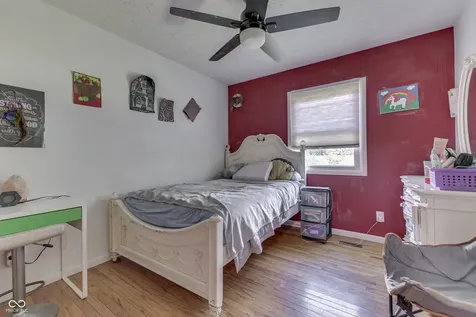1924 W 65th Place Indianapolis IN 46260